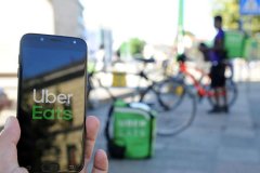 �ǰͿ�����ӭ�����ʱ�� ����ҵ���Uber Eats����ϵͳ֧��