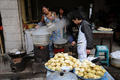 С����͵�Ͷ�ʶ���Ǯ ����͵�ǰ����ô��