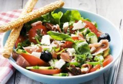 �ڹ��ⱻ���Ӳݣ�����ȴ���۾��ݣ��ⲻ֪����ҩʳ���õ�ҩ��