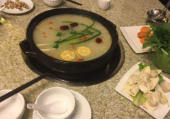 ����¡����ׯ���˶���