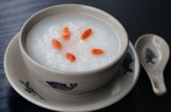 С���ɼ��˷Ѷ���