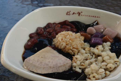 ������С��Ҫ����Ǯ