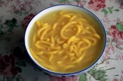 ͨ������ɫ��ʳ����Щ ͨ����ɫ��ʳ����