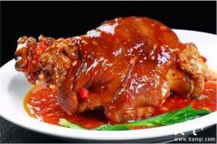 ������ʲô�سԵ���ɫ��