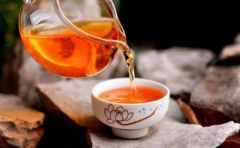 ���ڲ��ڼ��˷Ѷ���