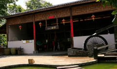 ����ե�ͷ���Ҫ����Ǯ