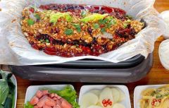 ����ֽ������˶���Ǯ