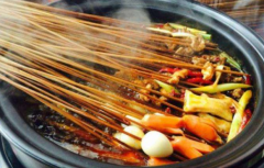 �ɶ���������˶���Ǯ