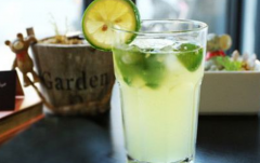 �赱����Ʒ���˷Ѷ���Ǯ