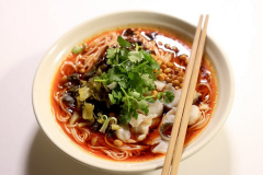 ��������ɫ�����߼��˶���Ǯ