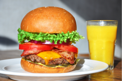 �ٱ�˼����������Ҫ����Ǯ