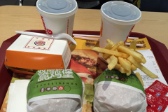 ����������һ�����Ǯ��������һ����׬����