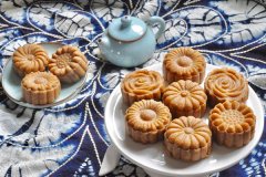 �ɶ���͢�����Լ�����