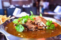 �ϳ�һ����Ы�Ӽ��˷�