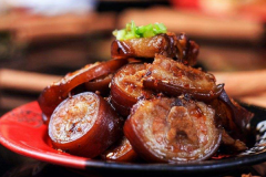 �������������˶���Ǯ