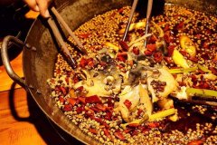 ������������ͷ������˷Ѷ���Ǯ