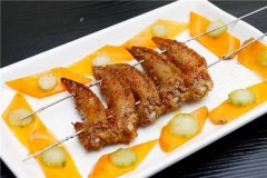 ľ��ͷ����һ�����˷Ѷ���Ǯ