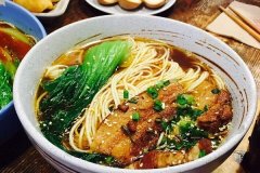 �Ϸǵ�С����˶���Ǯ