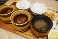 ��ϳ��߸�С�Լ��˷Ѷ���Ǯ