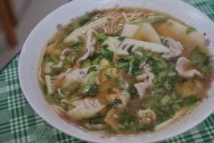 ���ݾ�Ӣ��ݼ��˷Ѷ���Ǯ ��Ӣ�����ô��