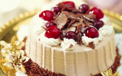 ���ܹ��ٵ������˶���Ǯ