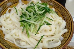 ������ߦ����˷Ѷ���Ǯ