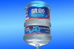 ����Ͱװˮ�������˺���