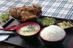 �е����Ź��׷����˷Ѷ���Ǯ